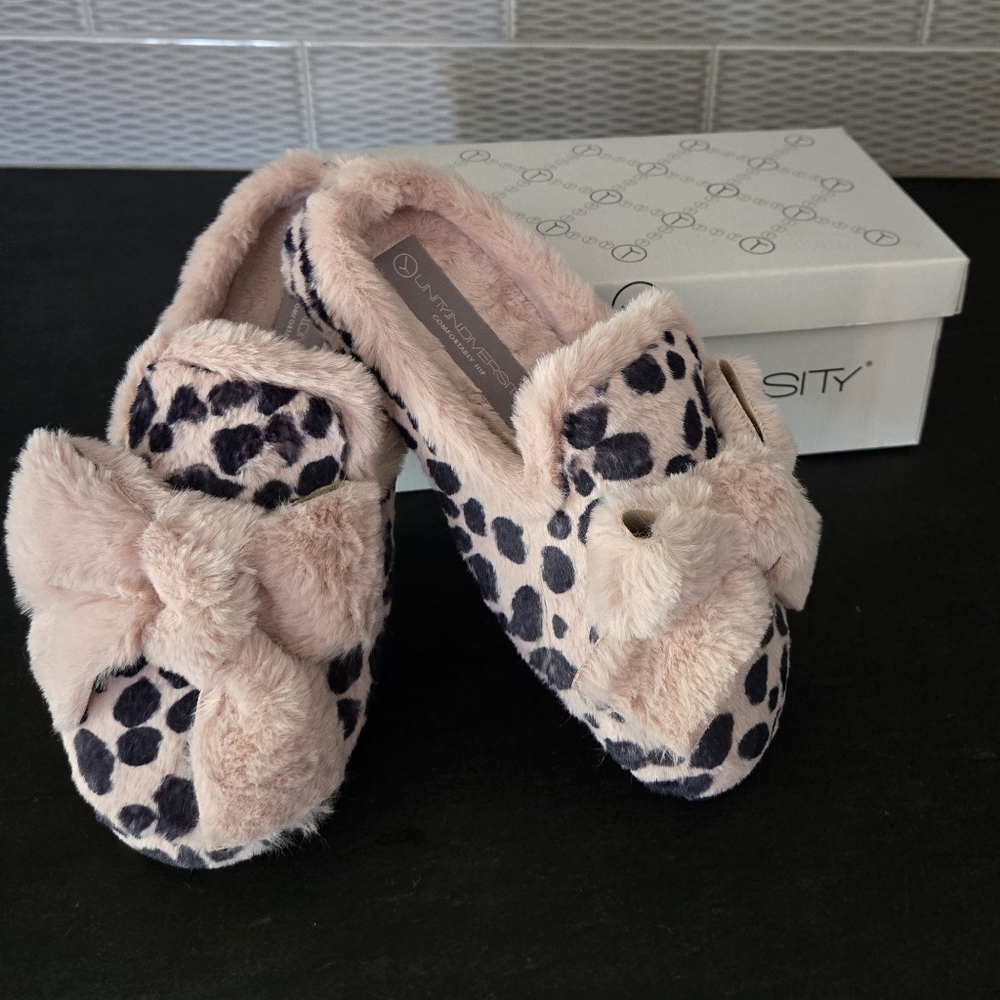 Unity in Diversity Jaden Pink Dalmation Slipper